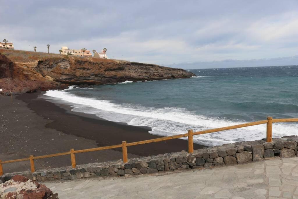 Apartment On The Beach And Ocean Sounds Fasnia Eksteriør billede
